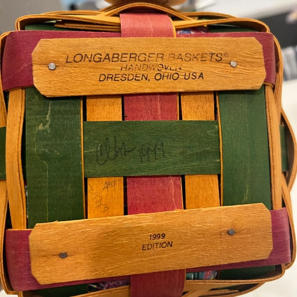 Longaberger Easter Basket, featuring a wooden bunny tie-on and fabric liner 1999